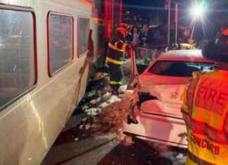Commuter Rail Train Collides with Car in Concord, Officials Confirm commuter-rail-train-collides-with-car-in-concord-officials-confirm
