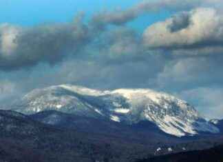 Avalanche in White Mountains: Skier Buried, Injured & Rescued avalanche-in-white-mountains-skier-buried-njured-rescued
