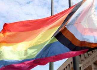 Boston Declares ‘Sanctuary City’ for LGBTQ Community boston-declares-sanctuary-city-for-lgbtq-community