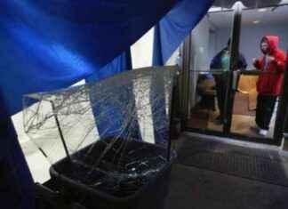 Theft ring member sentenced for stealing art by Warhol & Pollock theft-ring-member-sentenced-for-stealing-art-by-warhol-pollock