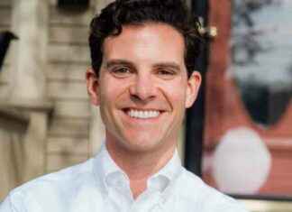 Stephen Lynch to face primary challenger in upcoming election stephen-lynch-to-face-primary-challenger-in-upcoming-election