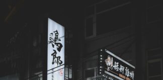 Namaste Duxbury: Discover Authentic Flavours and Unique Experiences