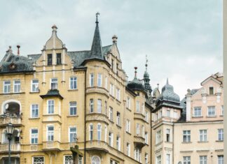 Duxbury Town Hall: Discover The Historic Gem Hidden In Plain Sight