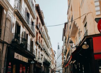 Bongi’s Duxbury: Discover The Ultimate Local Gem You Must Visit