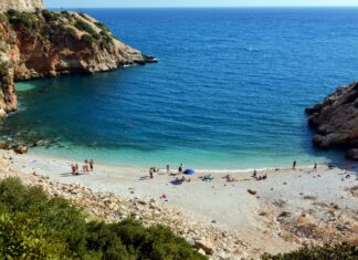 Farfars Duxbury: Discover The Hidden Culinary Gem That Amazes