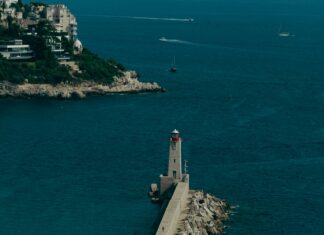 Duxbury Pier Lighthouse Secrets: Discover Its Hidden History
