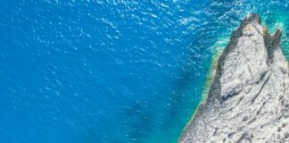 Duxbury Reef Wonders: Discover Stunning Coastal Beauty Secrets