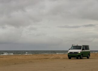 Duxbury Beach Drive On: Discover The Hidden Coastal Gem Today