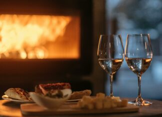 Duxbury House Of Pizza: Why Locals Can’t Resist Its Irresistible Flavour